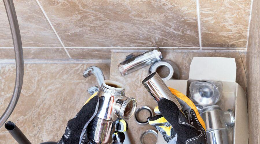 Expert Emergency Roof Repairs services in Edcouch, TX